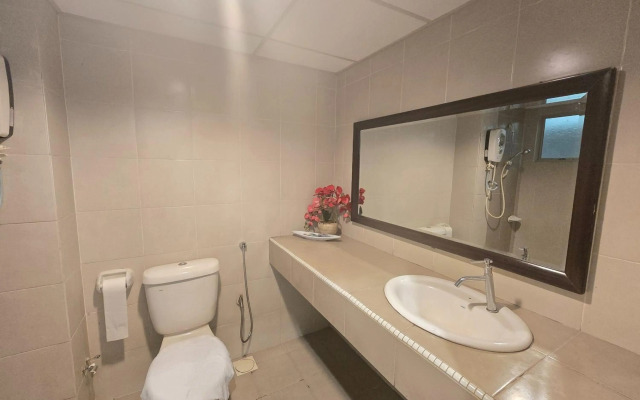Aster+ Hotel Bukit Jalil