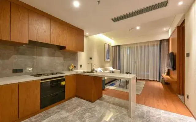 Baichen Executive Apartment (Shenzhen International Convention and Exhibition Center)