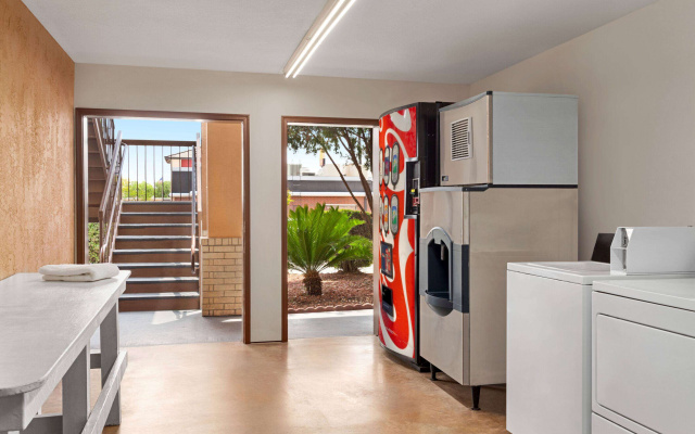 Ramada by Wyndham San Antonio Near SeaWorld/Lackland AFB