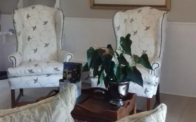 Mulligans Golf Lodge