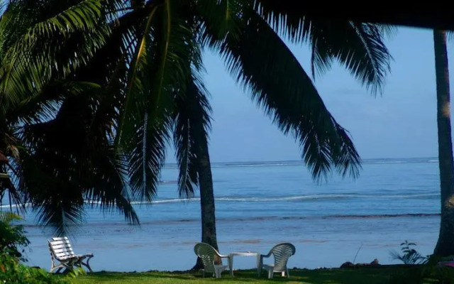 Tauhanihani Village Lodge La Vague Bleue