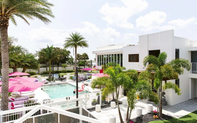 The Saint Hotel