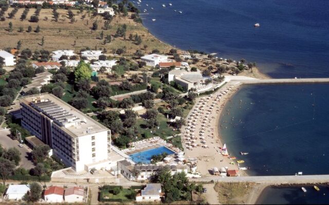 Palmariva Beach Hotel