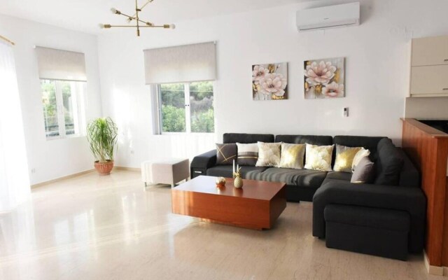 Lovely Seaview Apartment in Chania