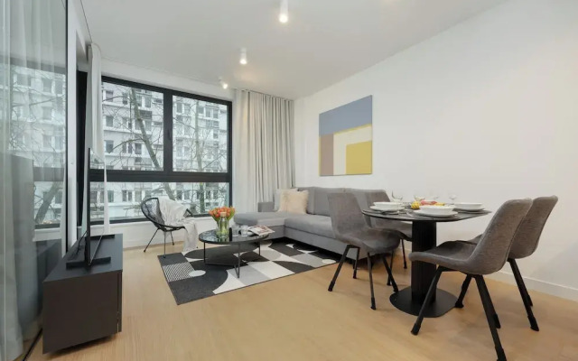 Warsaw Deluxe Apartments by Renters