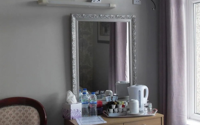 California Guest House