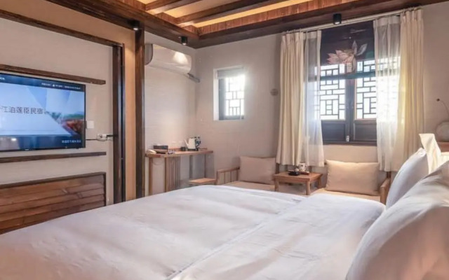 Floral Hotel Yuxi Fuxianhu Bolianchen