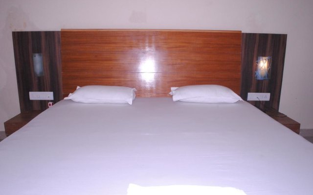 Hotel Puri Beach Resort