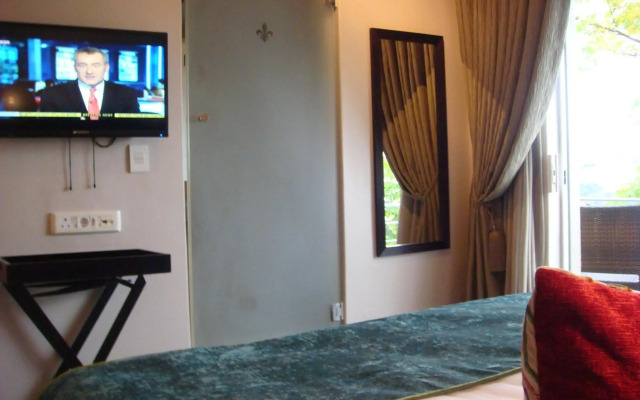 Signal Hill Lodge