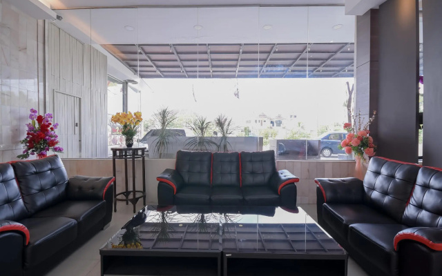 OYO 1148 Kenyalang Suite