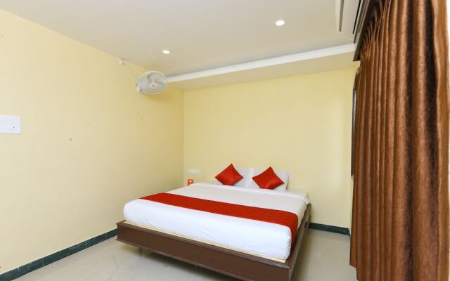 OYO 10199 Hotel B Coral
