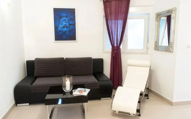Split Allure Apartments