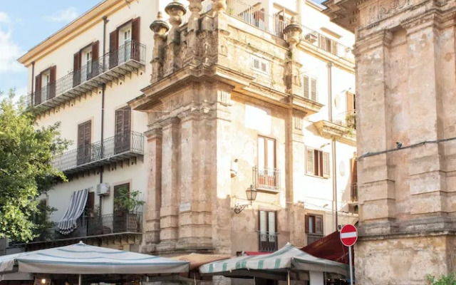 Una Terrazza Sul Mercato Del Capo By Wonderful Italy