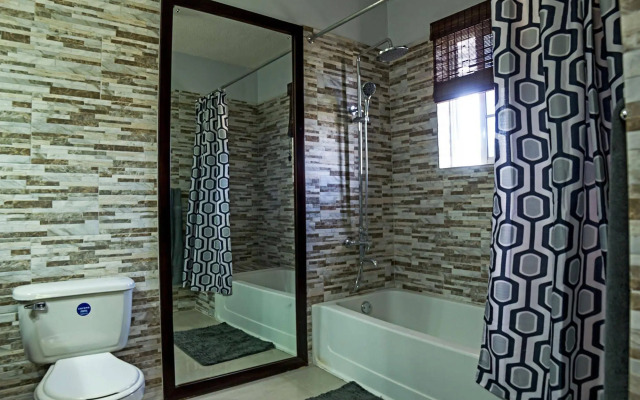 Skyview Manor Guest Apartments