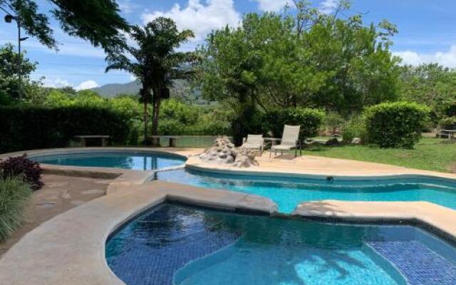 Colinas Del Miravalles