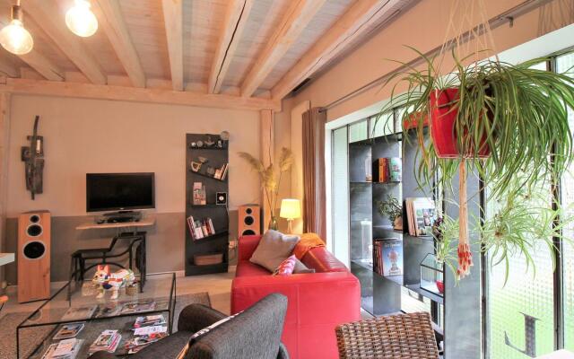 Quaint Holiday Home in Saint-Quirin with hot tub, nice view