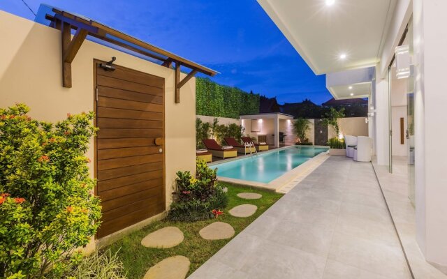 Seminyak Villa Serenity