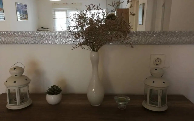 Apartman Mira II