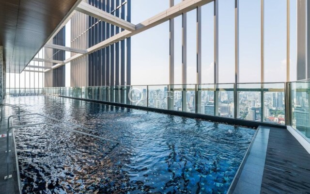 Price2 Space4, 500m Bts, Rooftop Pool, High Speed Wifi