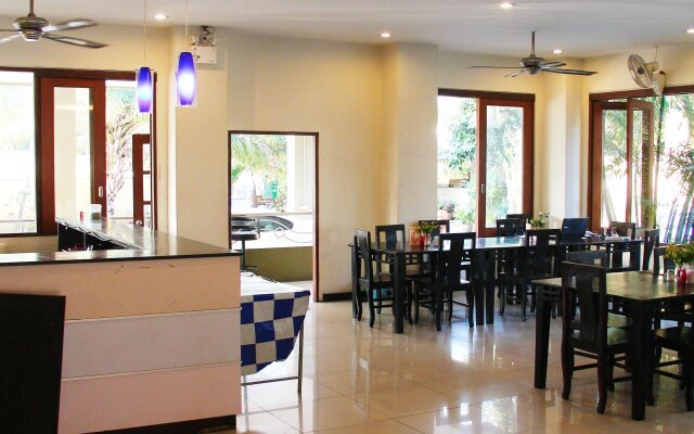 Royal Tycoon Place
