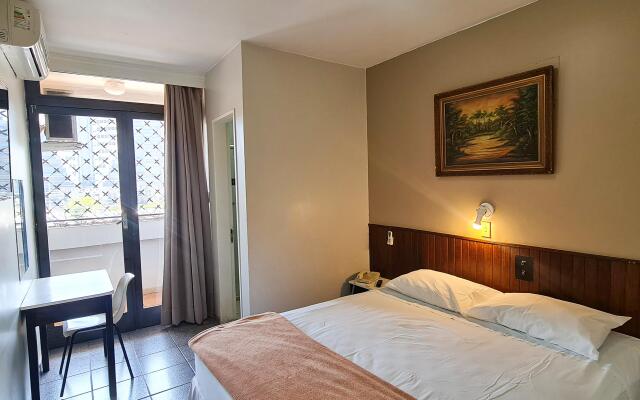 Hotel El Pilar by Bsb Inn