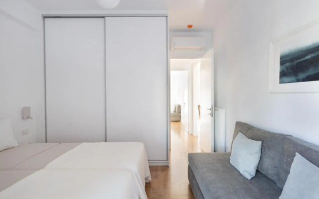 Wonderful Central Athens 2 Bedroom 2 Bath Sleeps 8