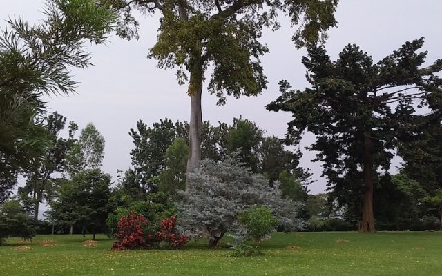 The Estate Ebwerenga