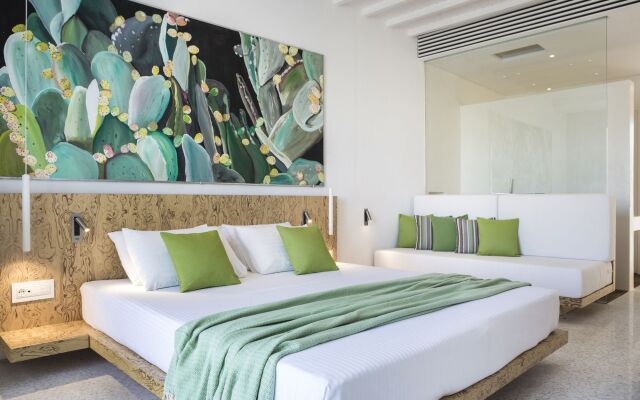 Mykonos Dove Beachfront Hotel