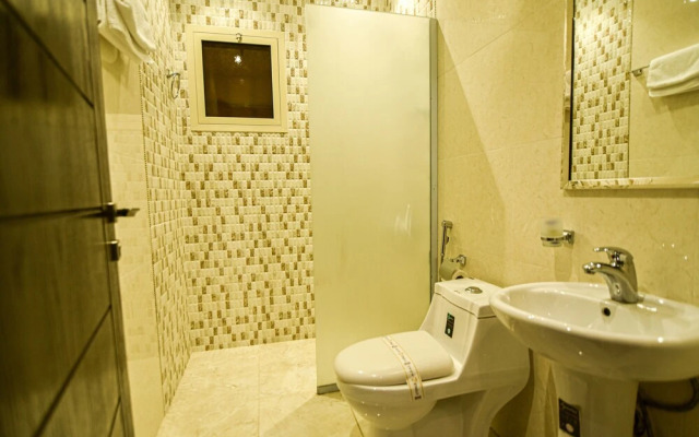 Laylati Al Hamra