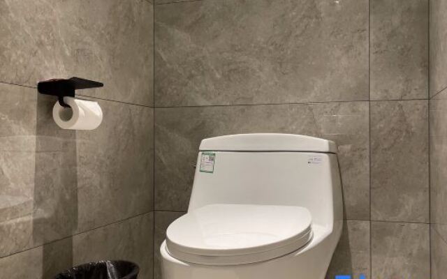 Yishang Hotel (Guangzhou Huadu Sunac Business College)