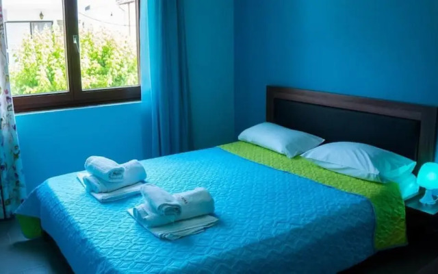 Niki Apartments