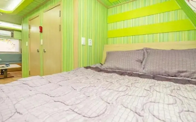 Gangneung Sea Cloud Caravan Pension