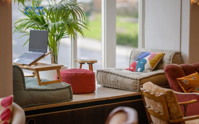 Hessenland Hotel by Stay Awesome