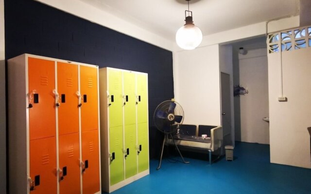 Dluck Hostel