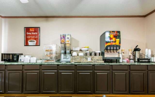 Econo Lodge Franklin South