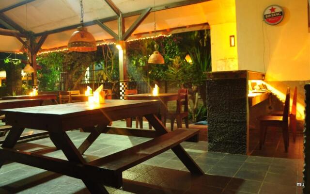 Rumah Daun Homestay Tetebatu