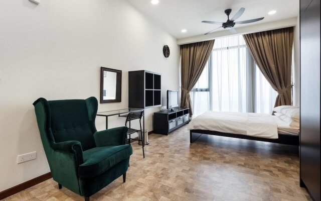Luxurious Studio Suites @ Tun Razak