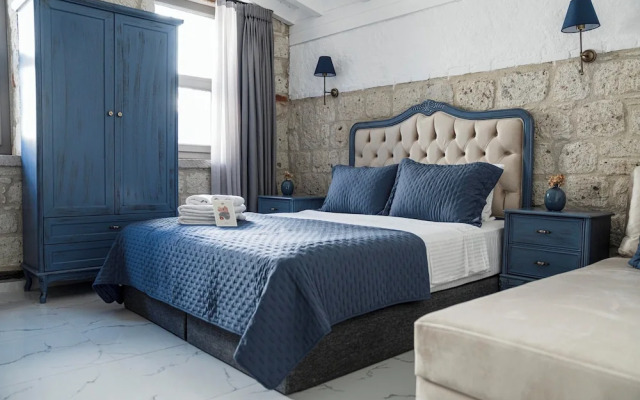 Voger Alaçatı Family