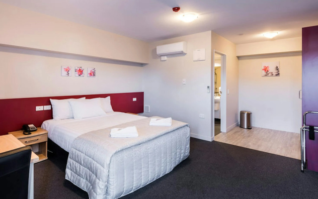 C Motel – Guest Rooms – Christchurch
