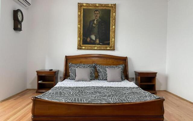 M & I Apartment 2