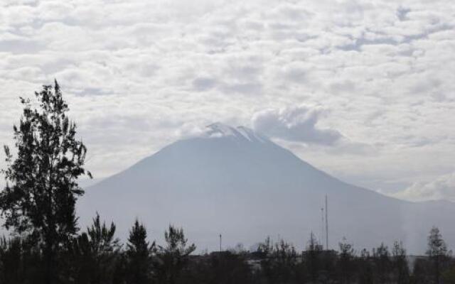 Hotel Conafovicer Arequipa