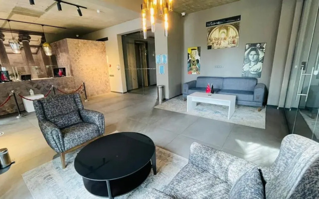 Sandora Boutique Hotel