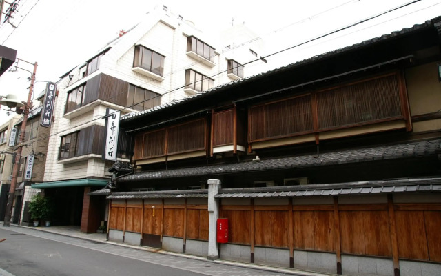 Ryokan Nissho-besso