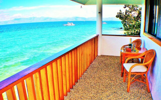 Quo Vadis Dive Resort Moalboal