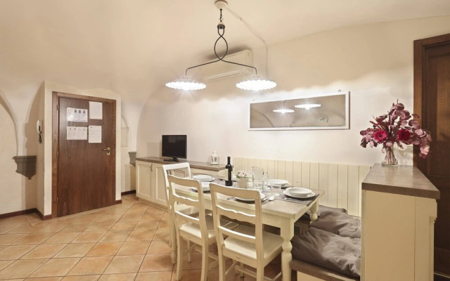 Short-let Florence apartment 3 bedrooms Mercato Centrale