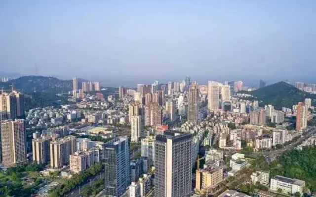 Zhuhai Haiyue Bay International Apartment