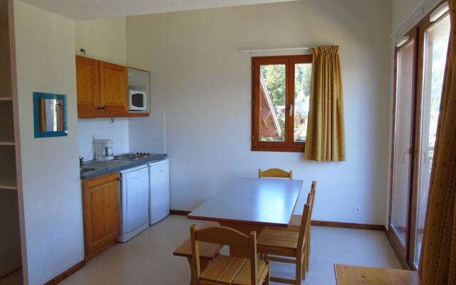 Lou Services Apartment J32 LSI 001