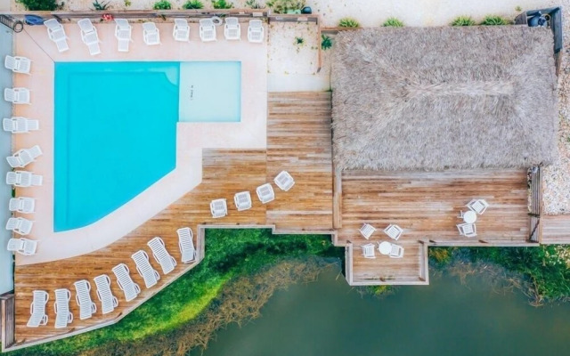 Purple Pelican - 4 Br home