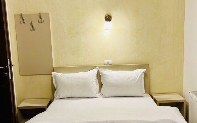 Hotel Marina SRL
