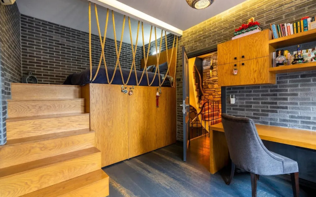 Bosphorus View Duplex w Terrace in Ortakoy